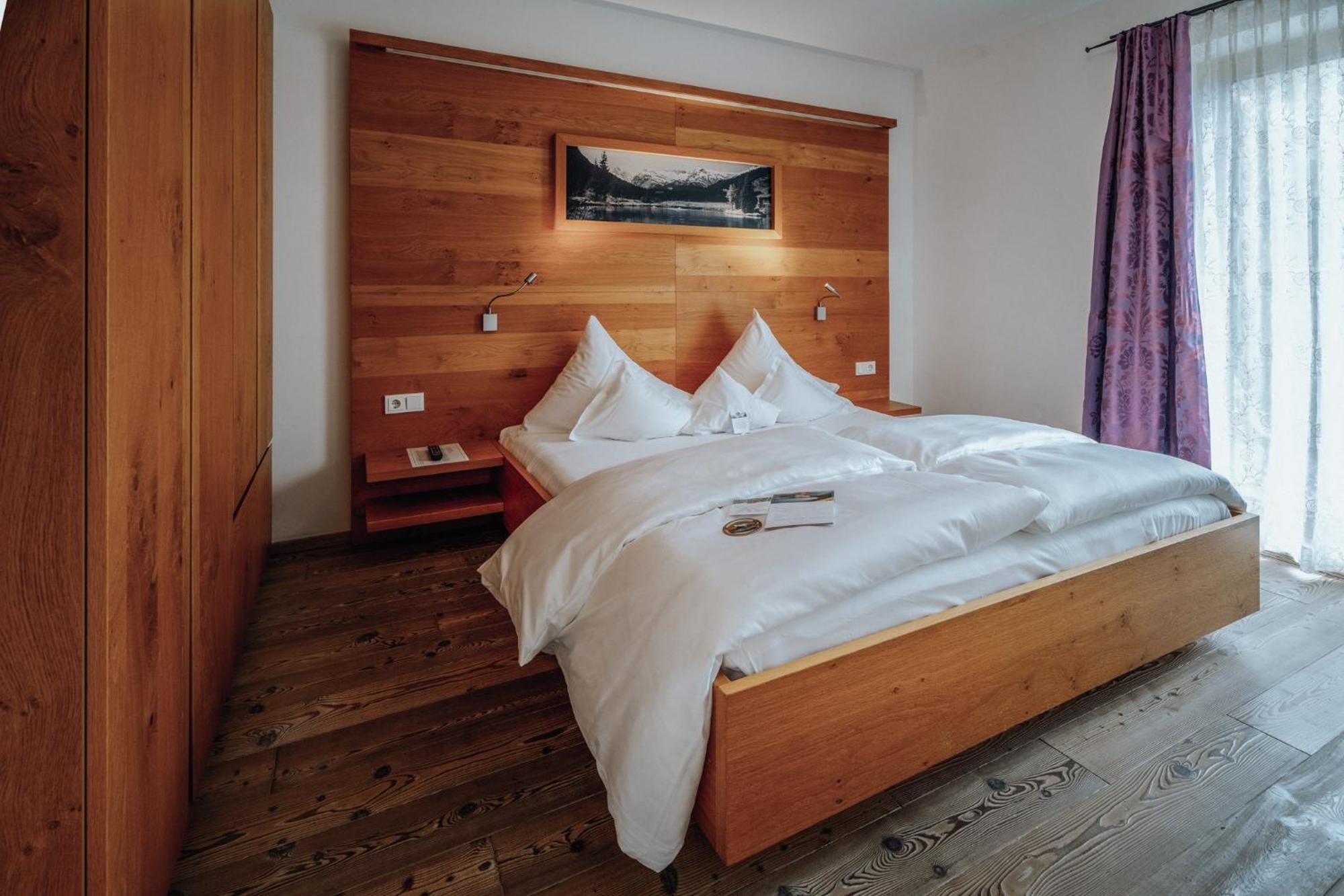 Hotel Goldener Berg Lech am Arlberg Exterior foto