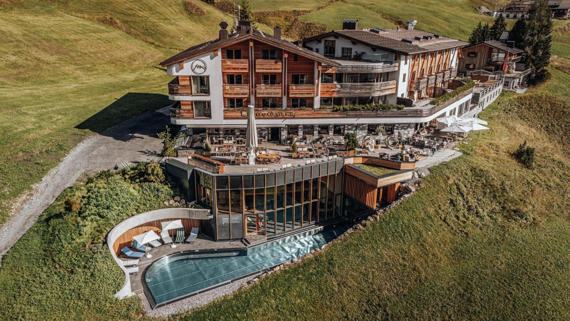 Hotel Goldener Berg Lech am Arlberg Exterior foto